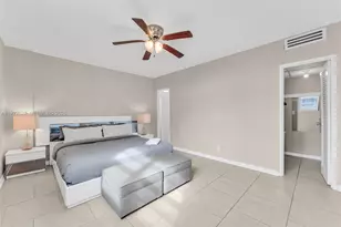 3801 S Ocean Dr, Hollywood, FL 33019 - Photo 20