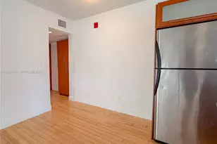 10101 W Bay Harbor Dr, Bay Harbor Islands, FL 33154 - Photo 12