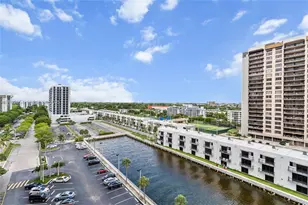 11111 Biscayne Blvd, Miami, FL 33181 - Photo 16