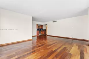 11111 Biscayne Blvd, Miami, FL 33181 - Photo 4