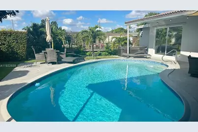 4455 NW 18th Ter, Oakland Park, FL 33309 - Photo 32