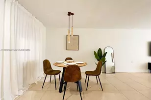 1631 NE 114th St, Miami, FL 33181 - Photo 4