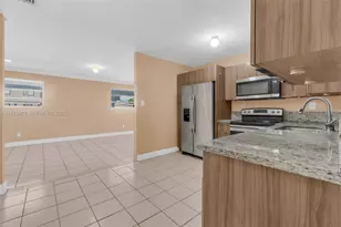 10220 SW 178th St, Miami, FL 33157 - Photo 6