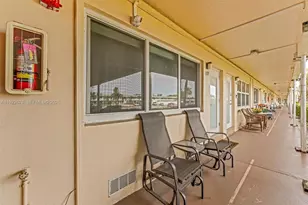 900 Atlantic Shores Blvd, Hallandale Beach, FL 33009 - Photo 6