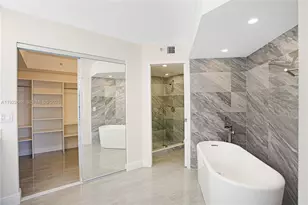 3500 Mystic Pointe Dr, Aventura, FL 33180 - Photo 14