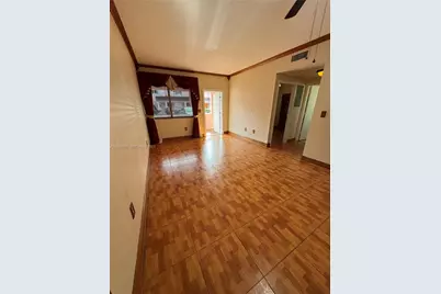 8013 Lake Dr #105, Doral, FL 33166 - Photo 4