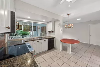 969 NW 8th St, Boca Raton, FL 33486 - Photo 12