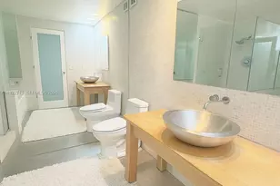 5255 Collins Ave, Miami Beach, FL 33140 - Photo 10