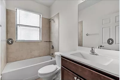 10091 W 35th Ln #10091, Hialeah, FL 33018 - Photo 12