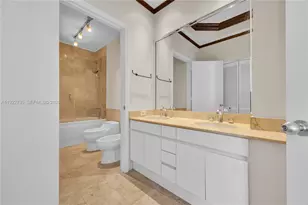 808 Brickell Key Dr, Miami, FL 33131 - Photo 6