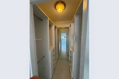 1200 West Ave #1520, Miami Beach, FL 33139 - Photo 4