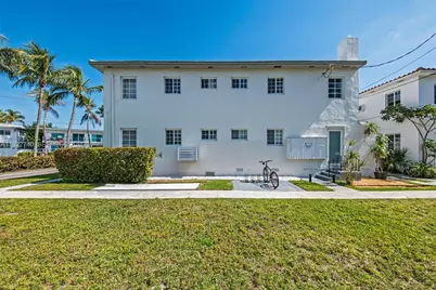 7124 Bay Dr, Miami Beach, FL 33141 - Photo 4