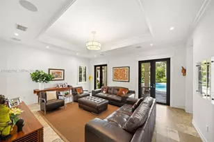 8800 SW 57th Ave, Pinecrest, FL 33156 - Photo 14