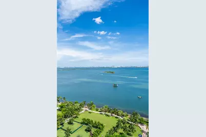 488 NE 18th St #2311, Miami, FL 33132 - Photo 4