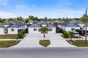 17341 SW 304th St, Homestead, FL 33030 - Photo 2