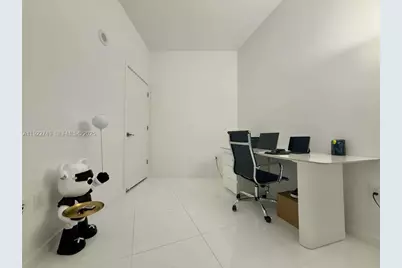 851 NE 1st Ave #3309, Miami, FL 33132 - Photo 12