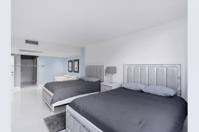 19370 E Collins Ave #627, Sunny Isles Beach, FL 33160 - Photo 10