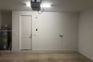 11718 SW 13th Ct, Pembroke Pines, FL 33025 - Photo 32