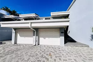 253 Poinciana Dr, Sunny Isles Beach, FL 33160 - Photo 4