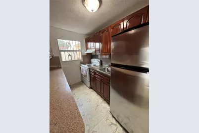 2912 NW 32nd St, Miami, FL 33142 - Photo 10