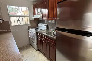 2912 NW 32nd St, Miami, FL 33142 - Photo 10