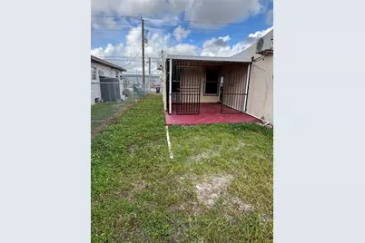 2912 NW 32nd St, Miami, FL 33142 - Photo 14