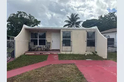 2912 NW 32nd St, Miami, FL 33142 - Photo 2