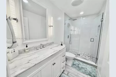 1736 SW 109th Ter, Davie, FL 33324 - Photo 28