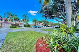 1736 SW 109th Terrace, Davie, FL 33324 - Photo 4