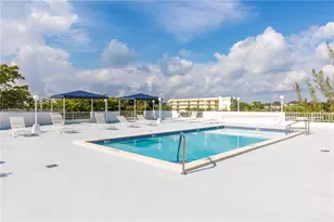 6900 Bay Dr, Miami Beach, FL 33141 - Photo 32