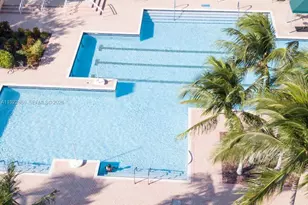 9978 N Belfort Cir, Tamarac, FL 33321 - Photo 30