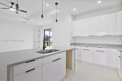 4207 28 St SW, Lehigh Acres, FL 33976 - Photo 10