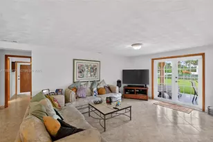 6611 SW 99th Ave, Miami, FL 33173 - Photo 20