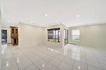 4852 Grapevine Way, Davie, FL 33331 - Photo 24