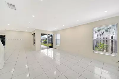 4852 Grapevine Way, Davie, FL 33331 - Photo 22