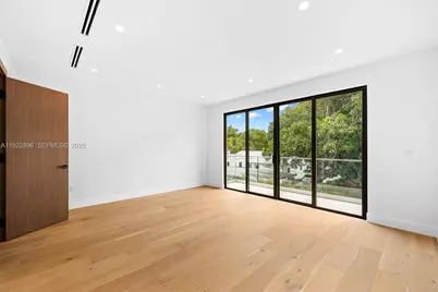 66 NW 50th St, Miami, FL 33127 - Photo 34