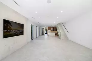 2610 SW 17th St, Miami, FL 33145 - Photo 12