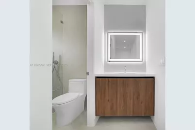 2610 SW 17th St, Miami, FL 33145 - Photo 16