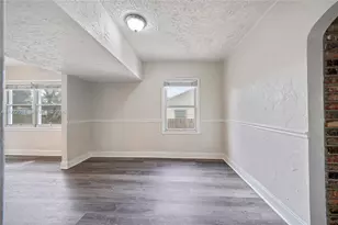 810 Ridgewood Dr, West Palm Beach, FL 33405 - Photo 14