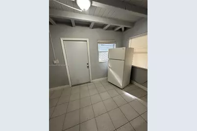 2304 NE 135th Ln, North Miami Beach, FL 33181 - Photo 22