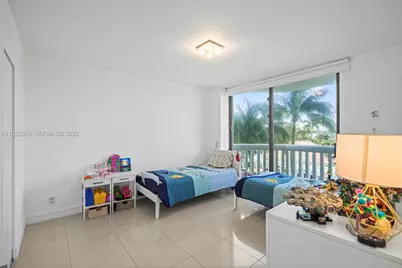 1000 W Island Blvd #504, Aventura, FL 33160 - Photo 22
