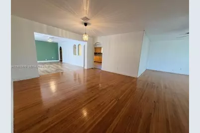 5312 SW 89th Ct, Miami, FL 33165 - Photo 4