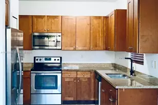 10131 NW 10th St, Miami, FL 33172 - Photo 6