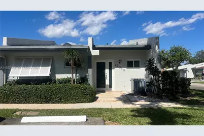 2349 N 37th Ave, Hollywood, FL 33021 - Photo 1