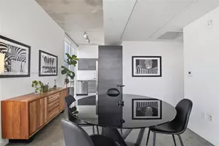 151 SE 1st St, Miami, FL 33131 - Photo 6