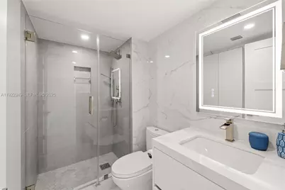 2801 NE 183rd St #2116W, Aventura, FL 33160 - Photo 16