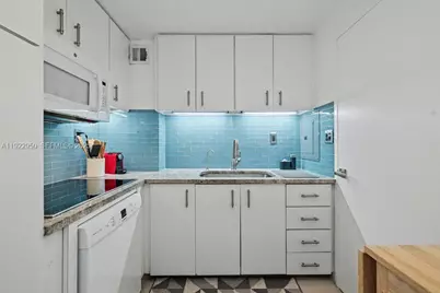 3301 NE 5th Ave #814, Miami, FL 33137 - Photo 4