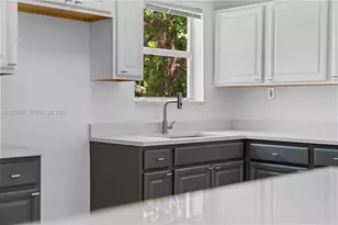 1631 NW 12th Ct, Fort Lauderdale, FL 33311 - Photo 10