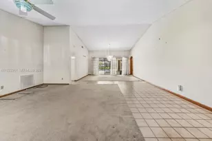 9272 NW 18th St, Plantation, FL 33322 - Photo 18