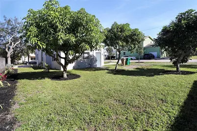 5610 SW 43rd St, Davie, FL 33314 - Photo 26